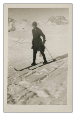Vintage Skiing