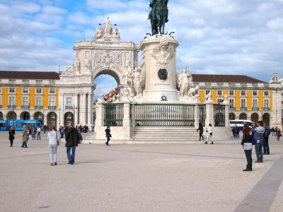 Lisbon.11.17.1605.jpg