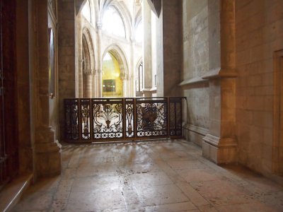 cathedral013.jpg