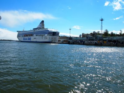 Leaving the harbor