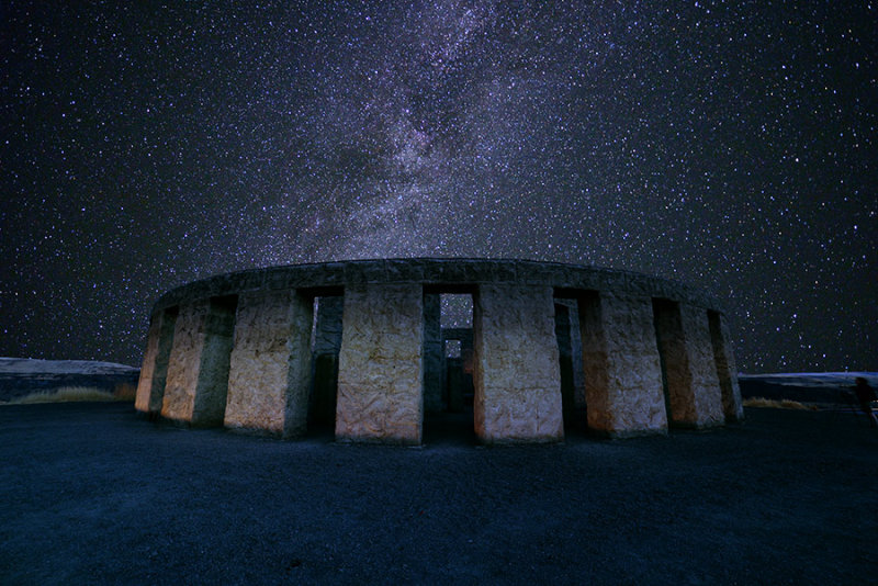 Stonehenge, Washington at night