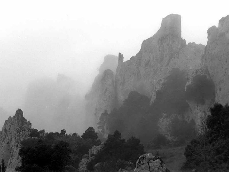 Peyrepertuse