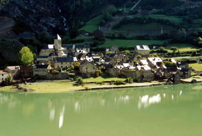 Lanuza, village abandonn (valle de la Tena)