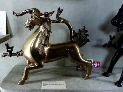 Aquamanile en bronze. Licorne, Basse-Saxe, fin XIIIe-dbut XIVe