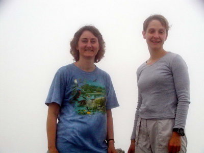 6 sept 2003 : Jennie Sarrailh et Julie sur le Pic Sarrailh en valle d'Aspe