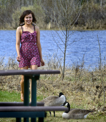 _DSC1435pb.jpg Candiids at the by the lake Park in Wetaskiwin