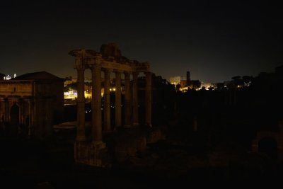 Forum, nocturne