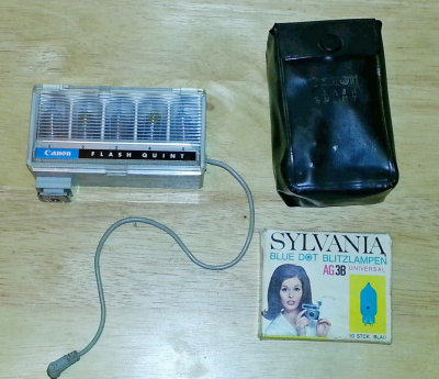 Canon-Quint-5-bulb-flash-unit.-mid-1960s.jpg