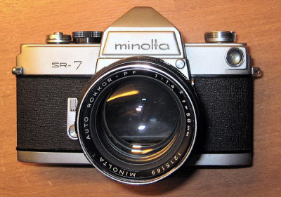 Minolta_SR-7-early-A-version-1962-64-or-so.jpg