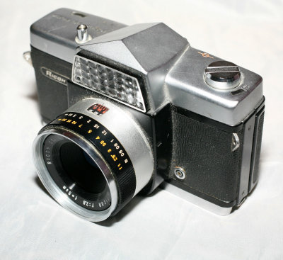 Ricoh-35-Flex-1963-camera--sd-ddasd.jpg