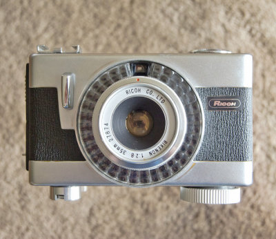Ricoh-1964-auto-shot-35mm-camera.jpg