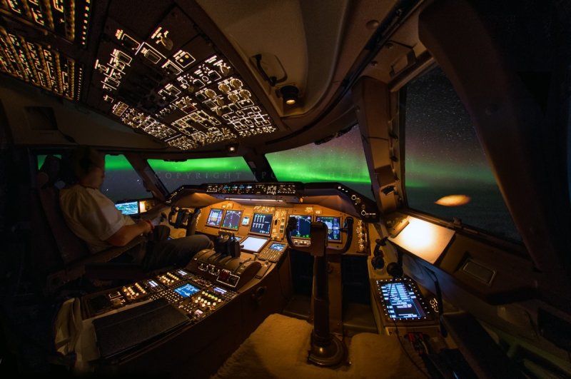 Northern lights (Aurora Borealis) as seen from the 747-8 flightdeck