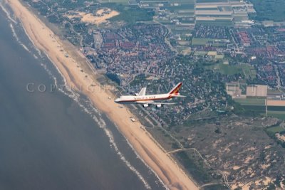 Kalitta Air 747-200 over the Dutch coast