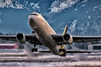 UPS 767 taking off