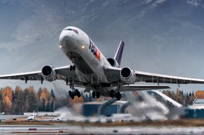 FedEx MD-10 taking off