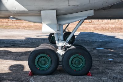 Landing gear Il-18