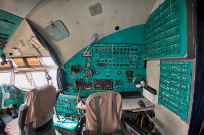 IL-62 radio operator