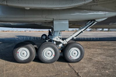 Air Koryo Tu-154 main gear