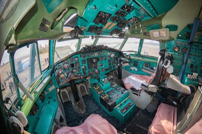 Air Koryo Tu-154 captains view