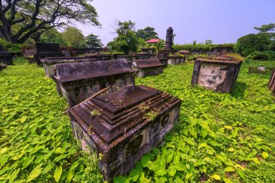 Dutch cemetery - Cochin 