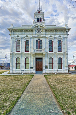 Mono County Courthouse Bridgeport 3-14 1.jpg