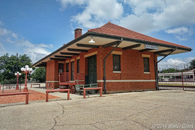 Granbury 2014 railroad station 2.jpg