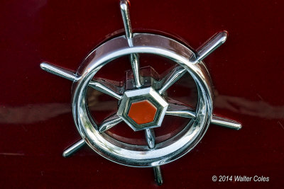 Packard 1956 Clipper 4-dr DD 8-14 (13) Logo.jpg