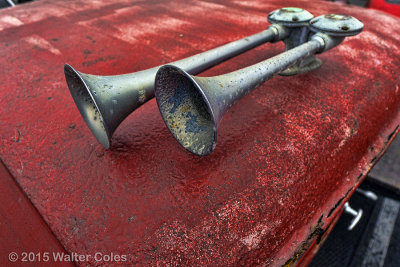 Ford 1930s Air Horn DD 6-15 C.jpg