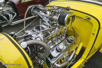 Ford 1932 Hot Rod Yellow DD 8-22-15 (2) Engine.jpg