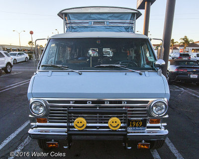 Ford 1970s Camper Van DD 12-15 (1) 1969.jpg