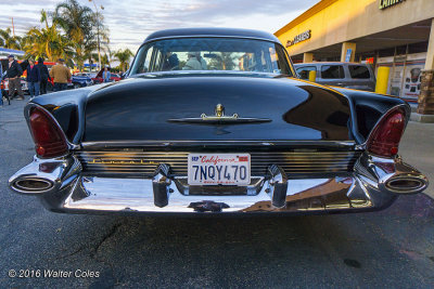 Lincoln 1956 Premier Sedan DD 11-15 (1) R.jpg