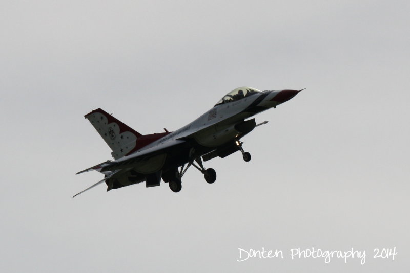 USAF Thunderbirds 033014 224.JPG