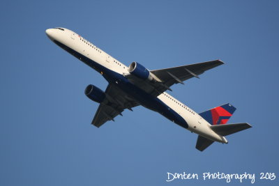 Boeing 757-200 (N671DN)