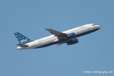 Airbus A320 (N559JB) Here's Looking at Blue, Kid