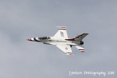 USAF Thunderbirds 033014 4.JPG
