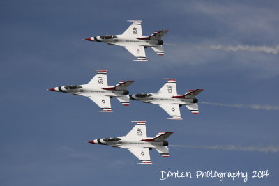 USAF Thunderbirds 033014 39.JPG