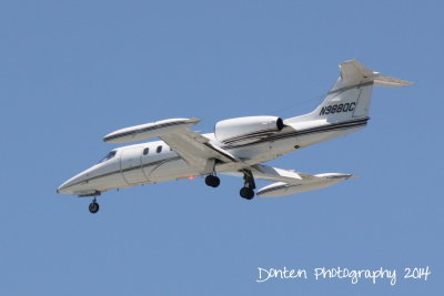 Learjet 35 (N988QC)