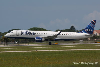 Embraer 190 (N358JB) Blue's On First