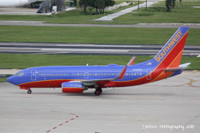 Boeing 737-700 (N403WN) 