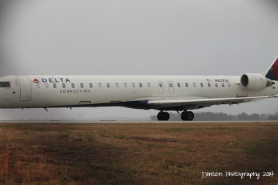 Canadair Regional Jet CRJ-900 (N607LR) 