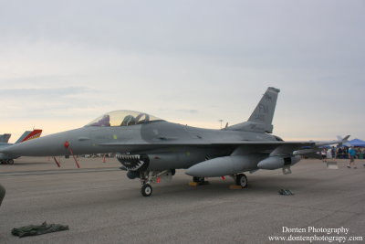 F-16 Fighting Falcon (88-0405)