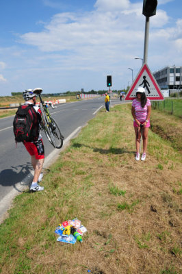 Another local hero in front of a supporter