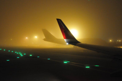 Leaving Orly (ORY) under the night fog