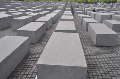Holocaust Memorial  -007.JPG