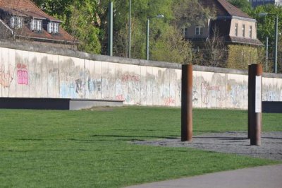 Berlin Wall -014.JPG