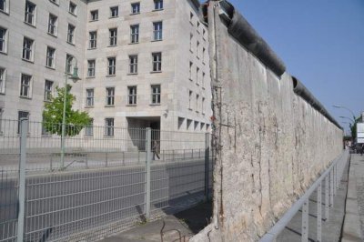 Berlin Wall.JPG