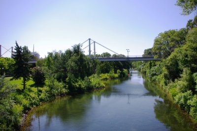 Canal in Parc Jean-Drapeau (2).jpg