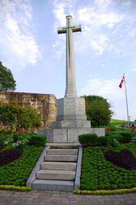 Cross of Sacrifice - Croix du Sacrifice - 1924.jpg