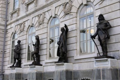 North Ground Statues - Quebec Parliament Building.jpg