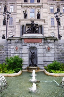Quebec Parliament Facade, Statues, and Fountains.jpg